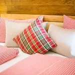 Haus Cervelli By Monicare Appartement