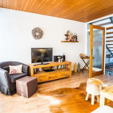 Haus Cervelli By Monicare